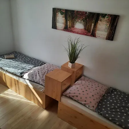 U Adamov Apartamento